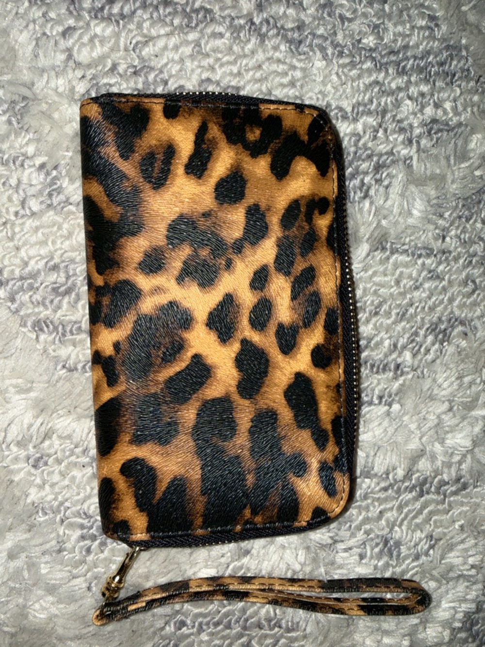 Leopard Print Zip Wallet Wristlet - Brown & Black